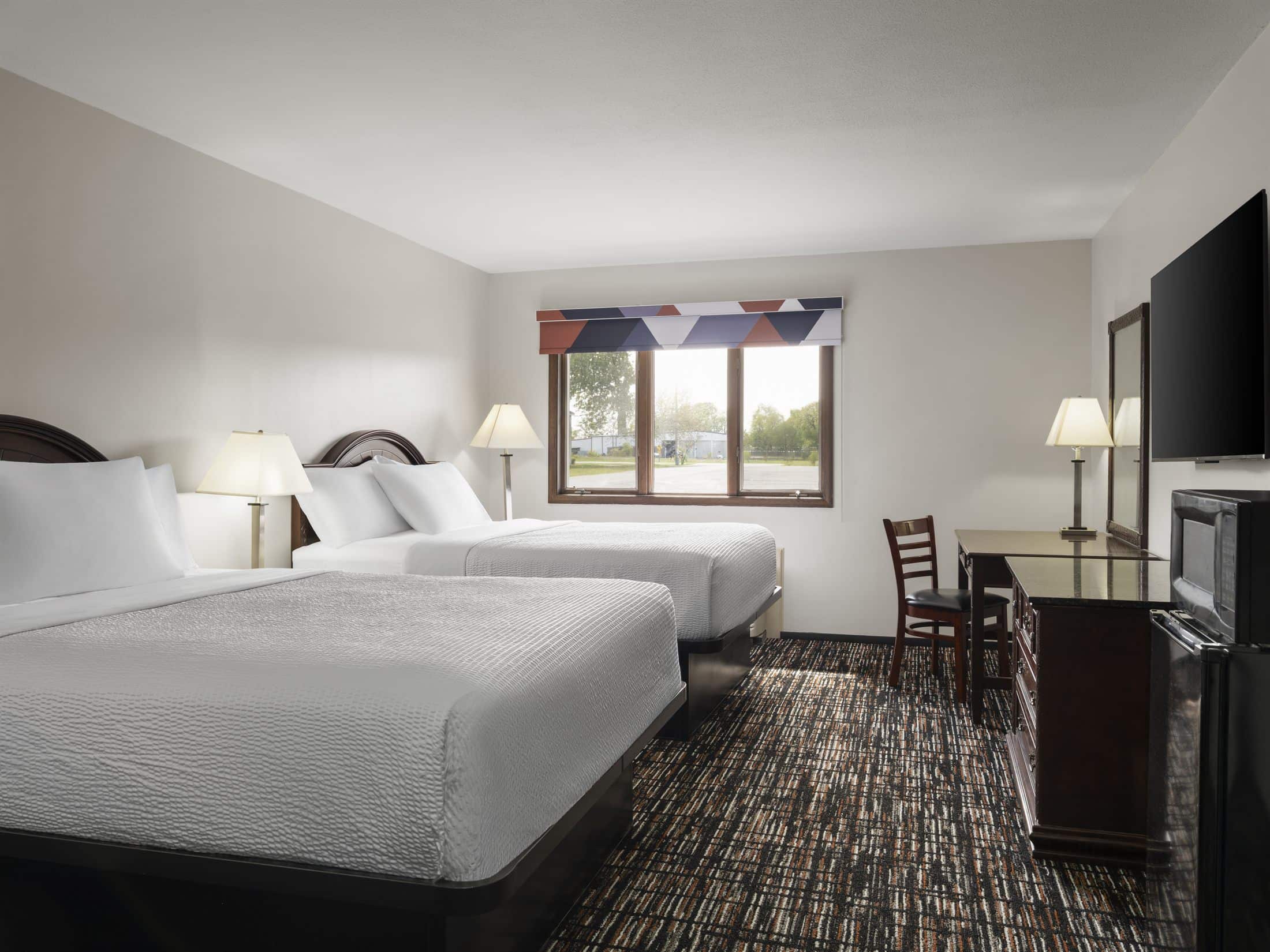 2 Queen Beds - Non-Smoking room view