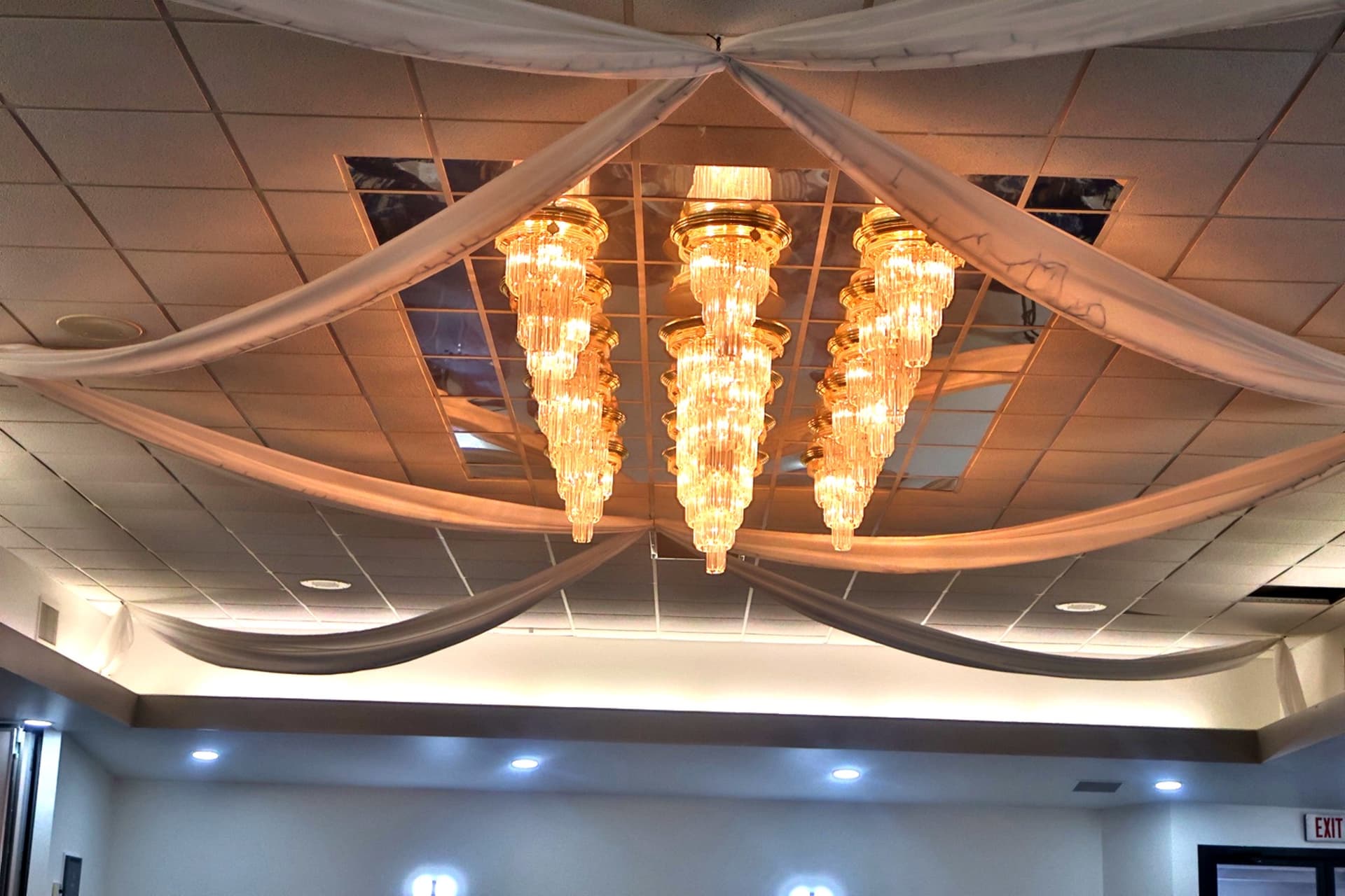 Whirlpool King Suite · Non-Smoking photo 3