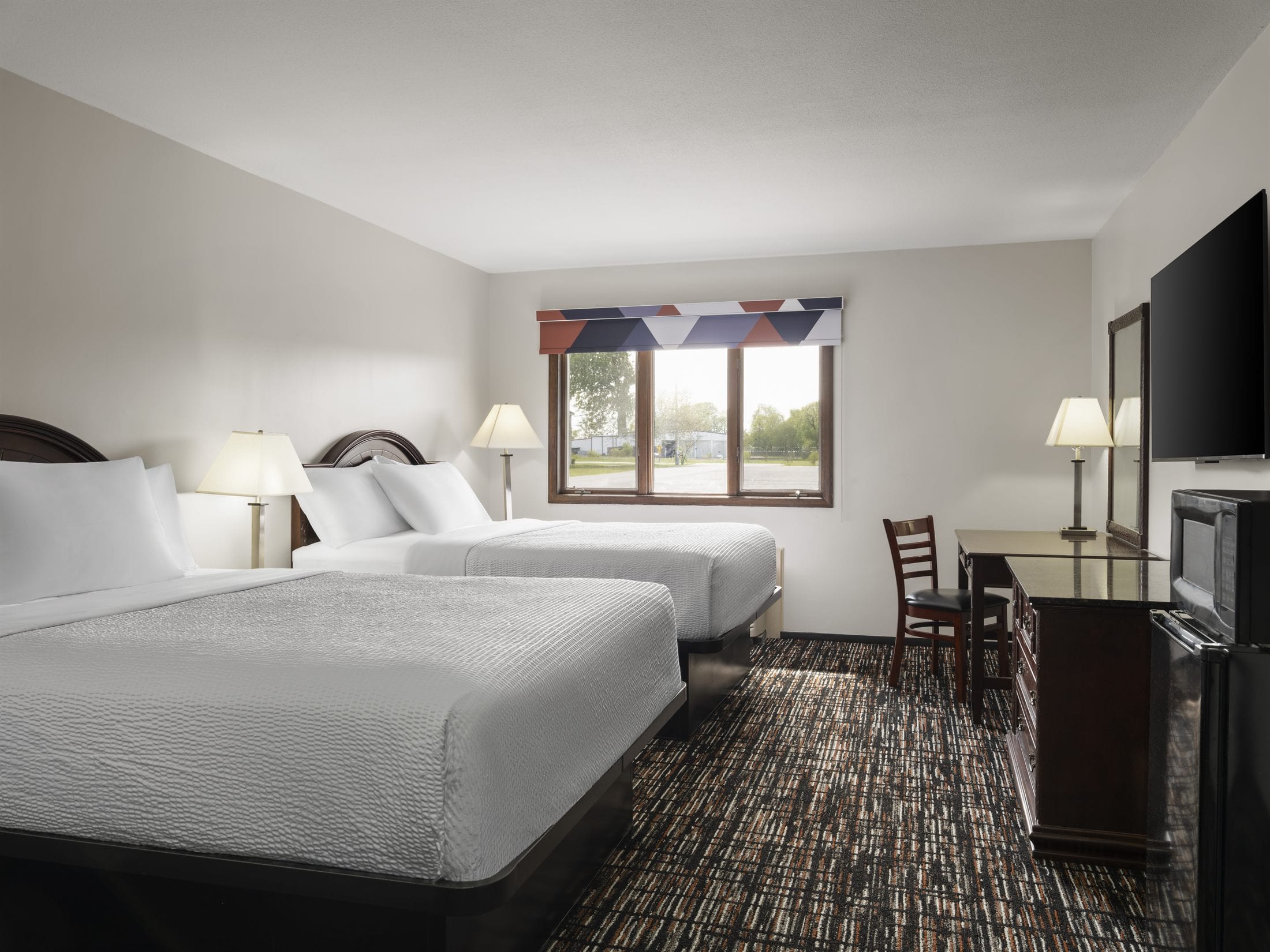 2 Queen Beds - Non-Smoking room view